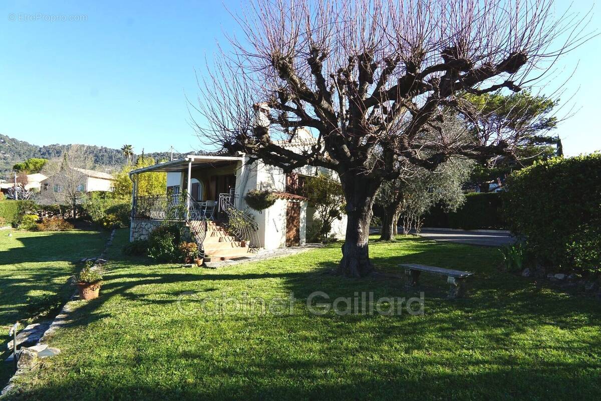 Maison à PEYMEINADE