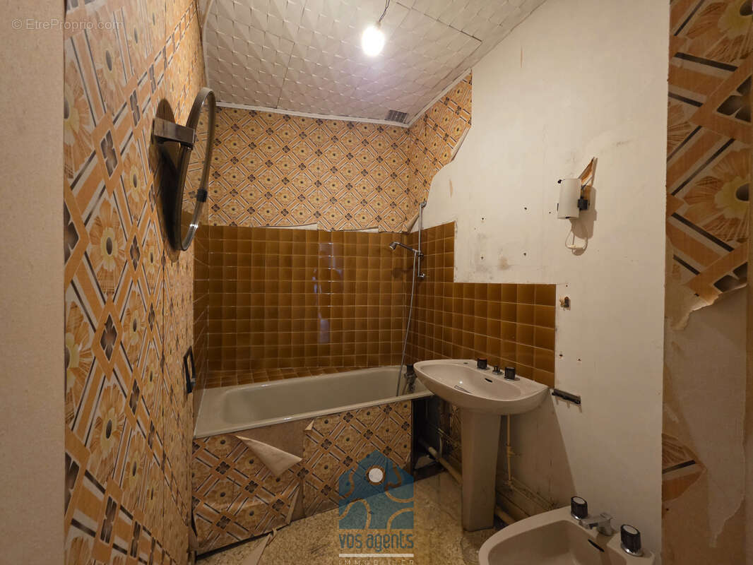 Appartement à SAINT-ELOY-LES-MINES