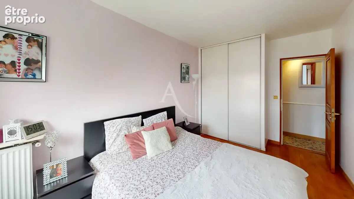 Limite Bourg La Reine, appartement L'HAY-LES-ROSES 5 pièces 98.97 m² - photo 7