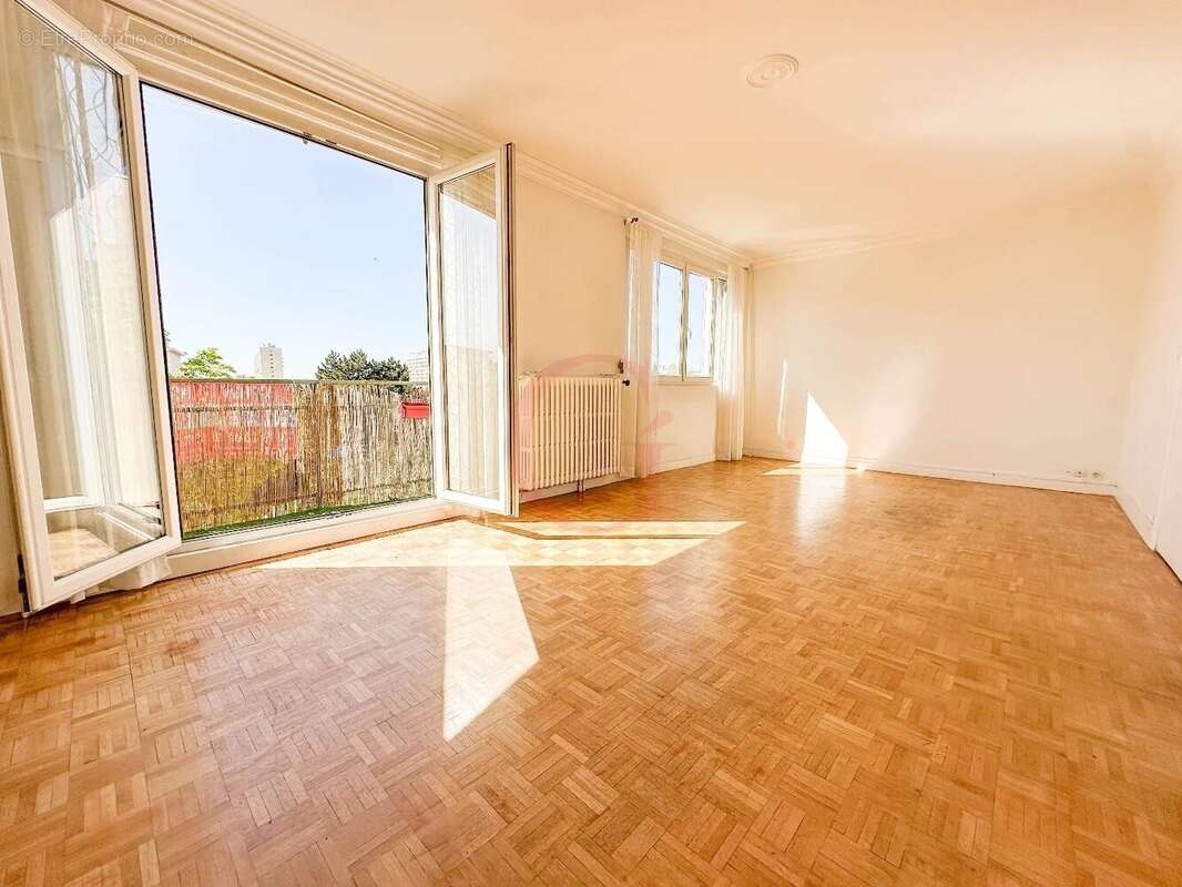 Appartement à BOURG-LA-REINE