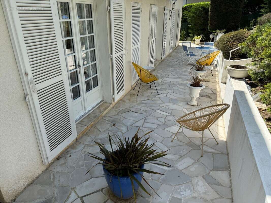 Maison 160 m² à Brive-La-Gaillarde  - photo 14