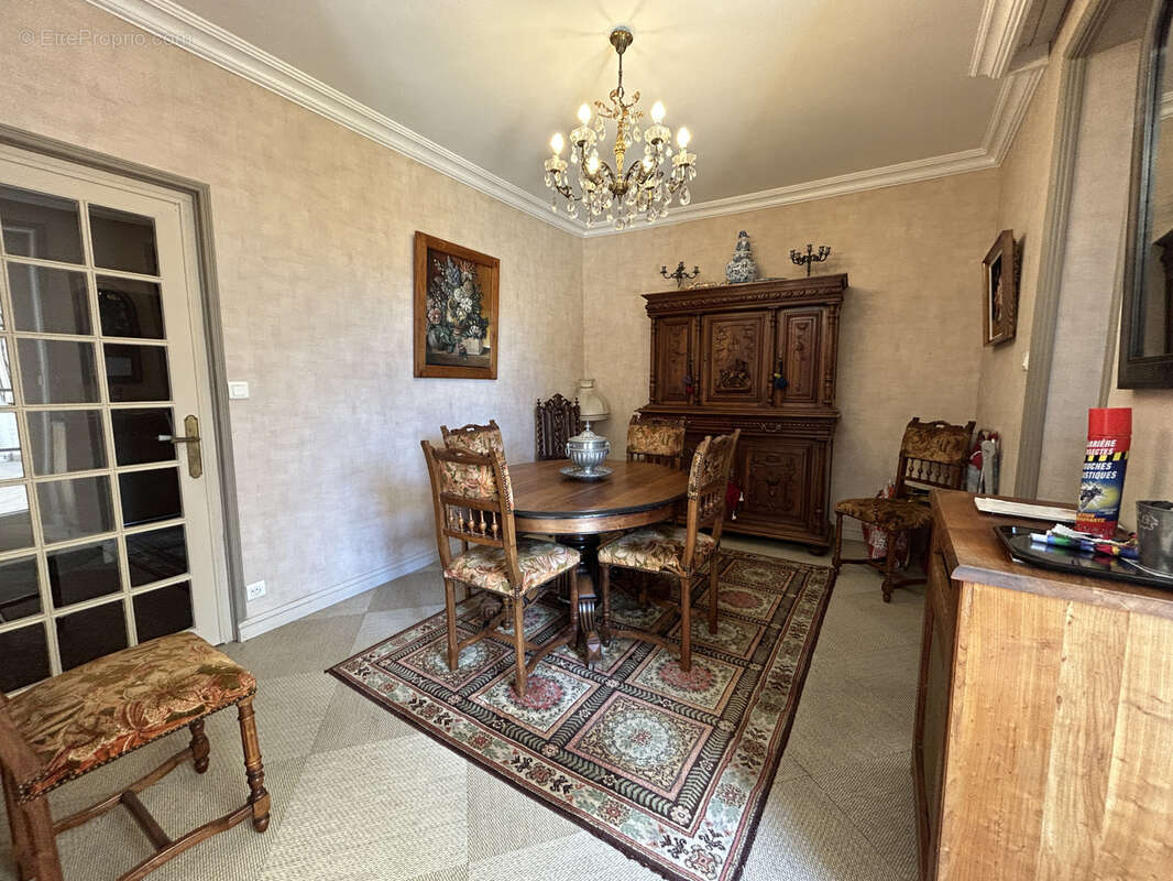 Maison à COMMENTRY