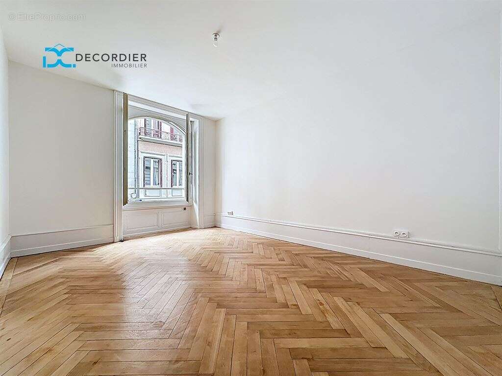 Appartement à EVIAN-LES-BAINS
