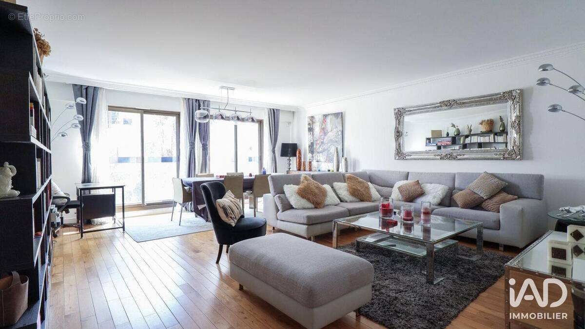 Photo 1 - Appartement à NEUILLY-SUR-SEINE