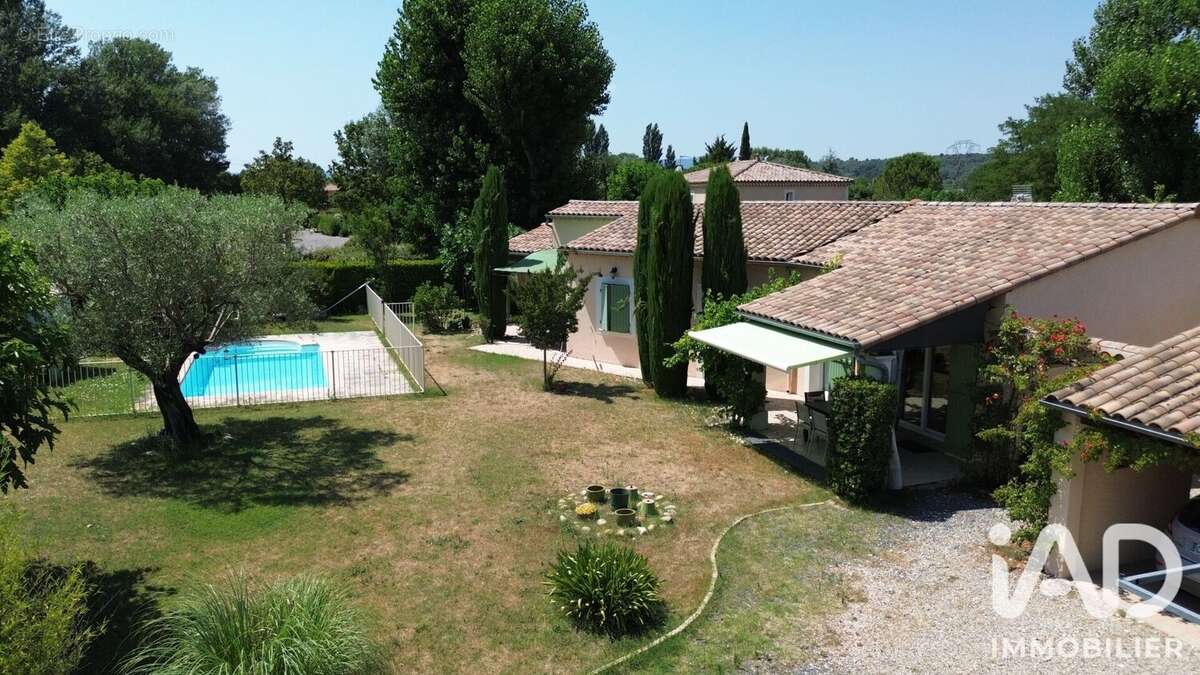 Photo 2 - Maison à MONTBOUCHER-SUR-JABRON