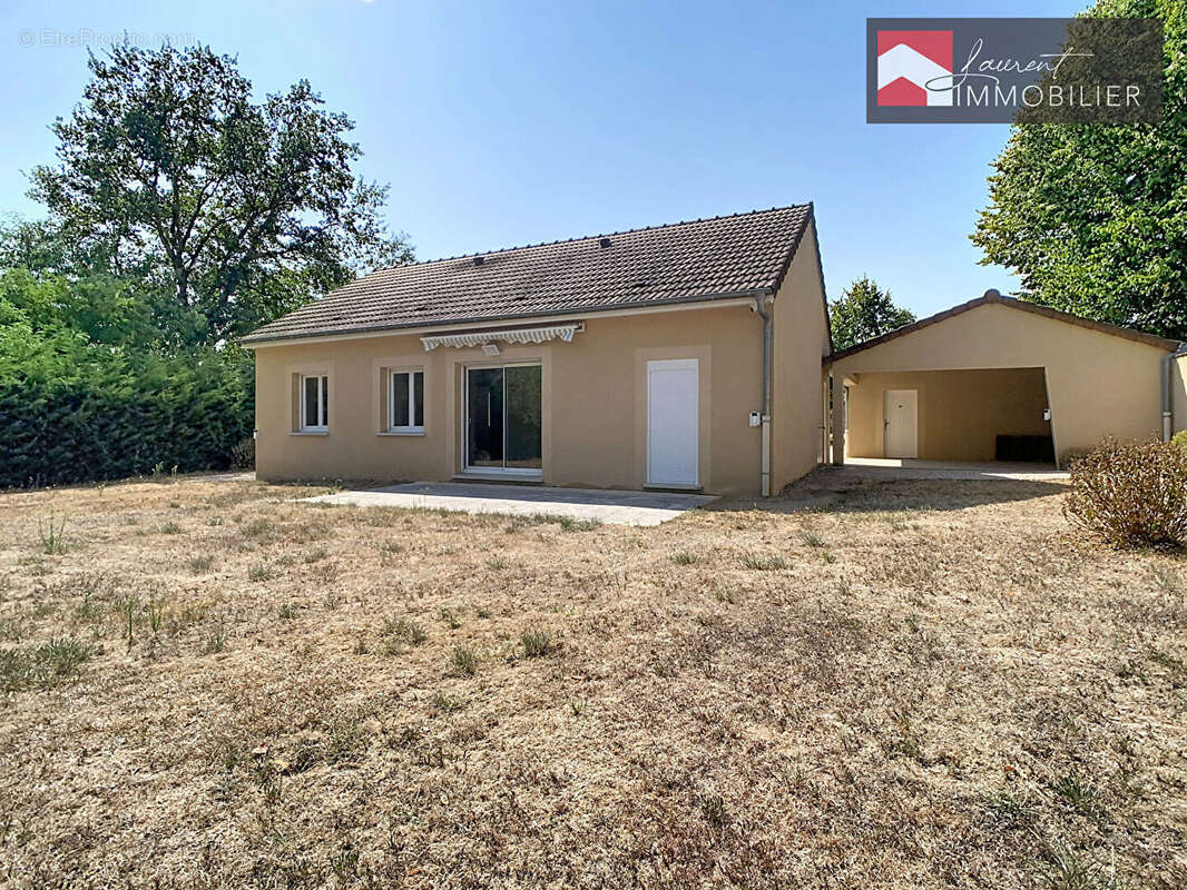 À VENDRE  Jolie villa de plain-pied dans un environnement paisible à Simandre - 190 000 - photo 11