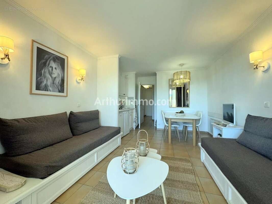 Appartement à GRIMAUD