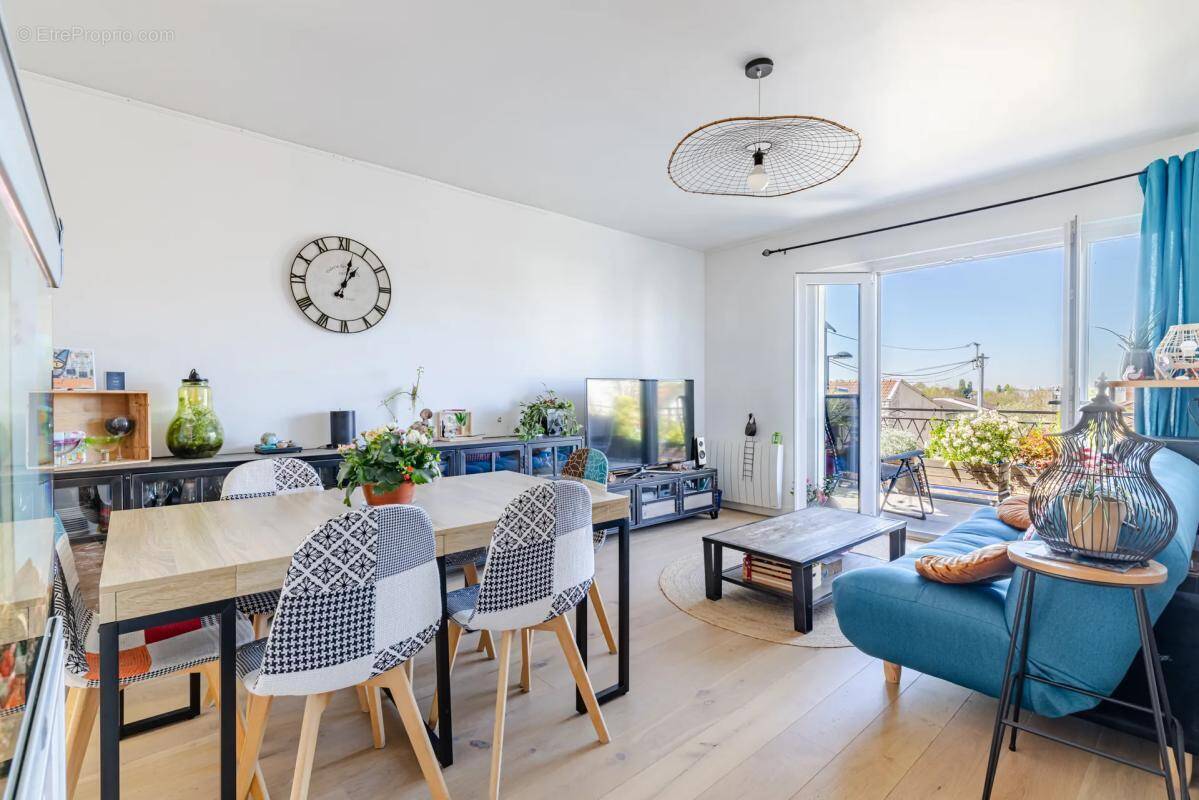 Appartement à CHAMPIGNY-SUR-MARNE