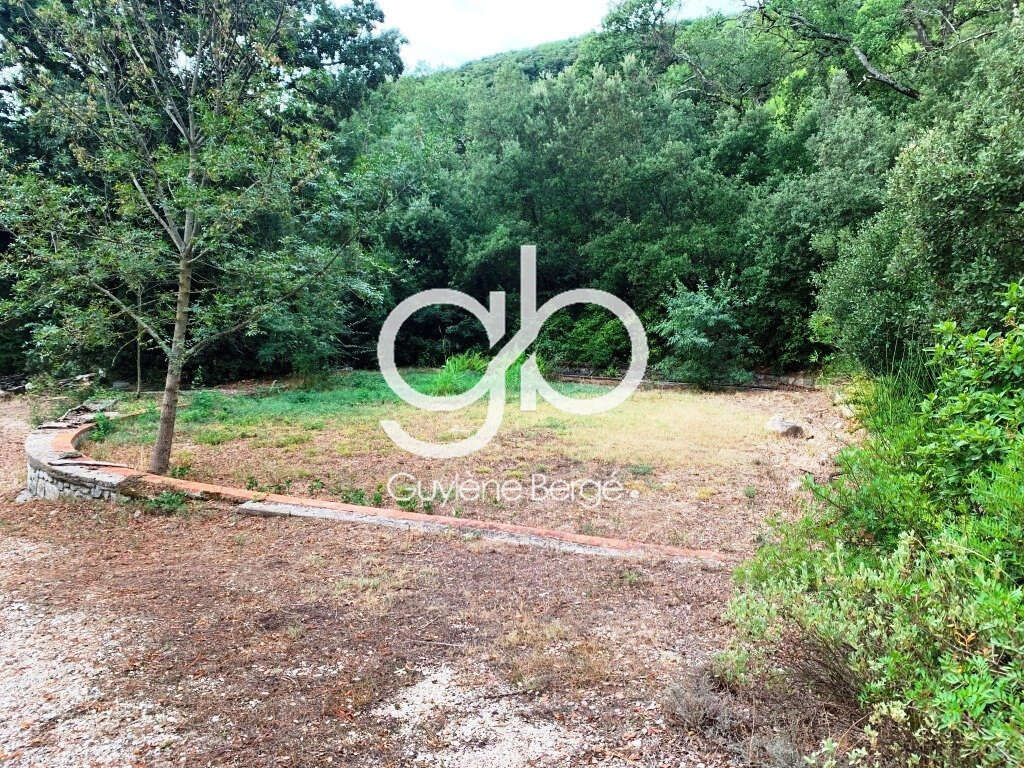 Terrain à LA BOISSIERE