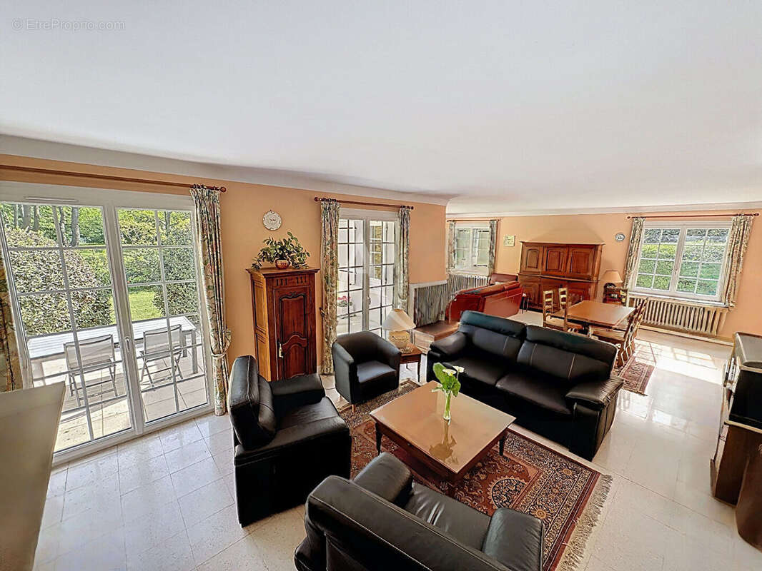 Carquefou Est, Propriété de charme 230 m²  au sol. - photo 5
