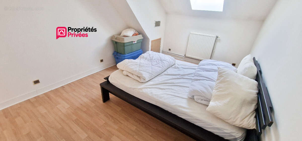 Local commercial/artisanal de 208 m² + Maison 138 m² - 6 pièces - 4 ch - terrasse - photo 10