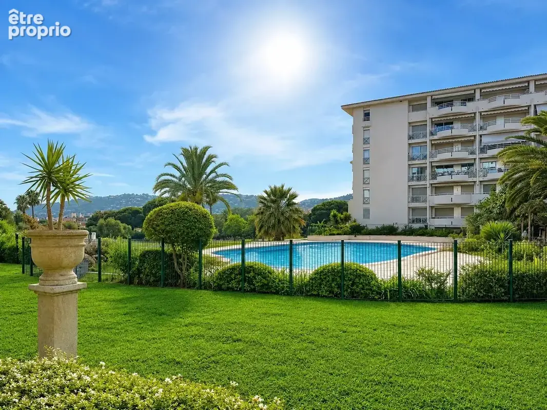 Juan les pins - ensemble de deux appartements – 102m2 - piscine parc - photo 28