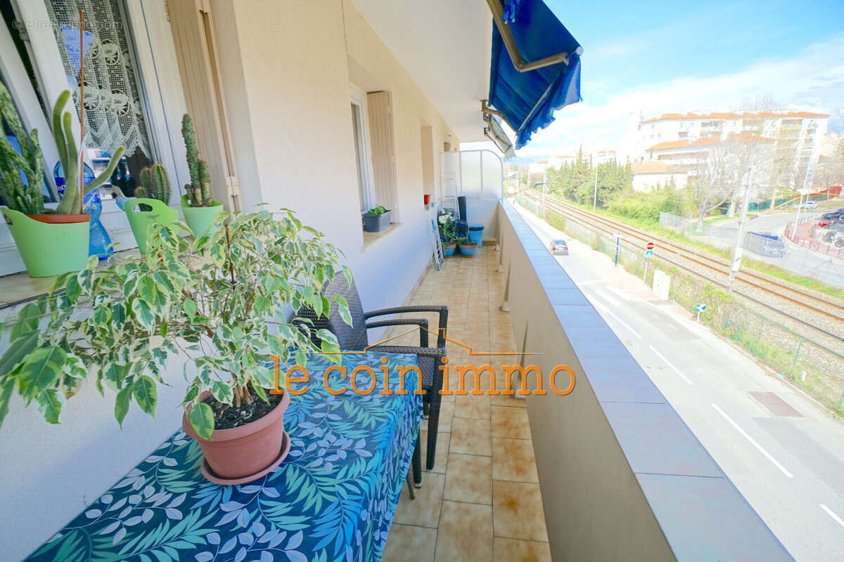 Appartement 54 m² à Antibes  - photo 3