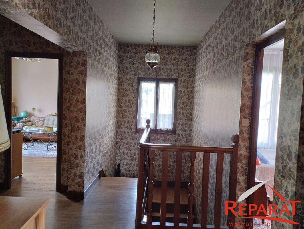 Maison 178 m² à Objat  - photo 9