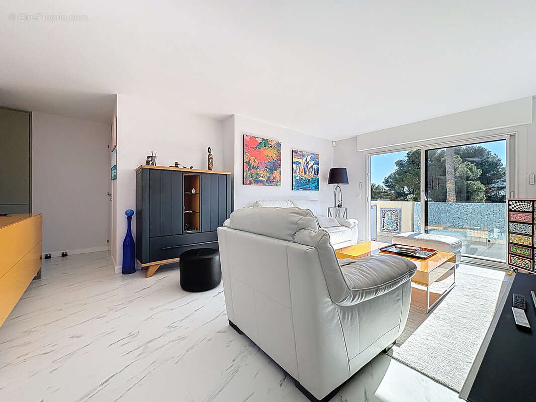 Appartement à SAINT-RAPHAEL