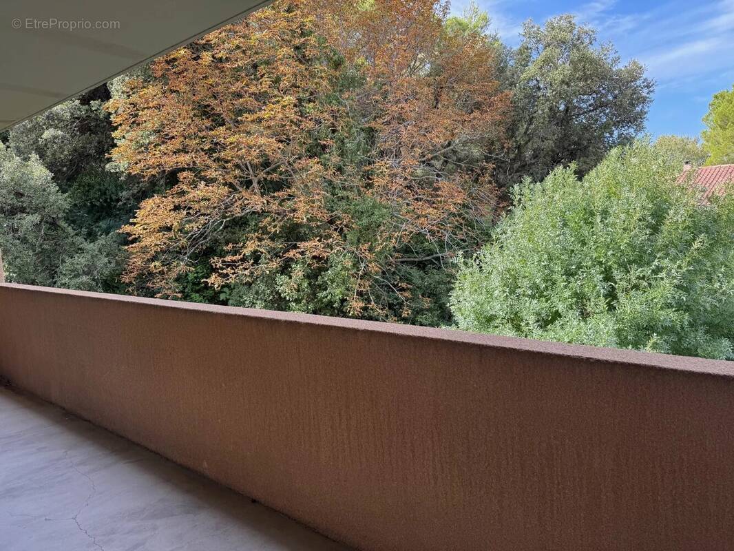 Appartement à SALON-DE-PROVENCE