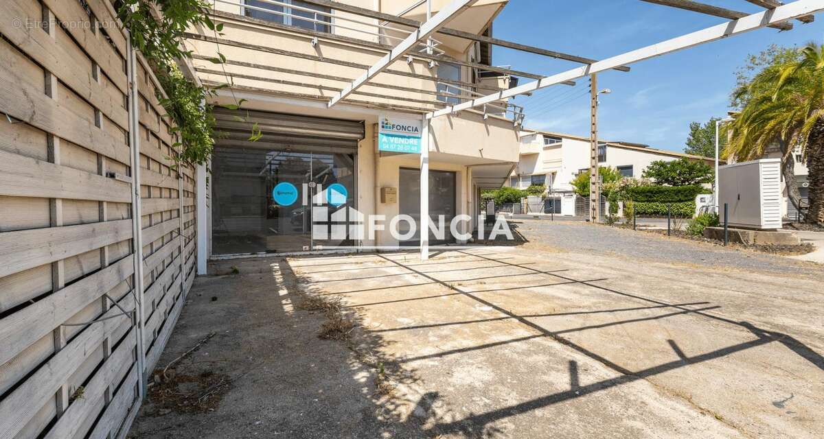 Commerce à AGDE