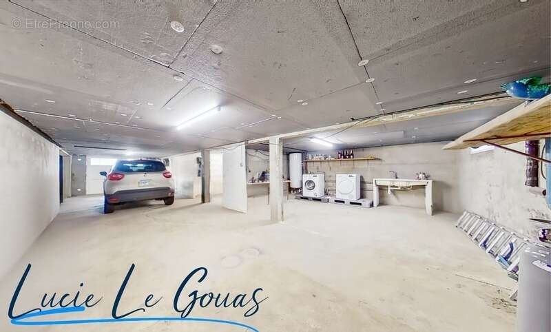 Maison à MONTIGNY-SUR-CHIERS