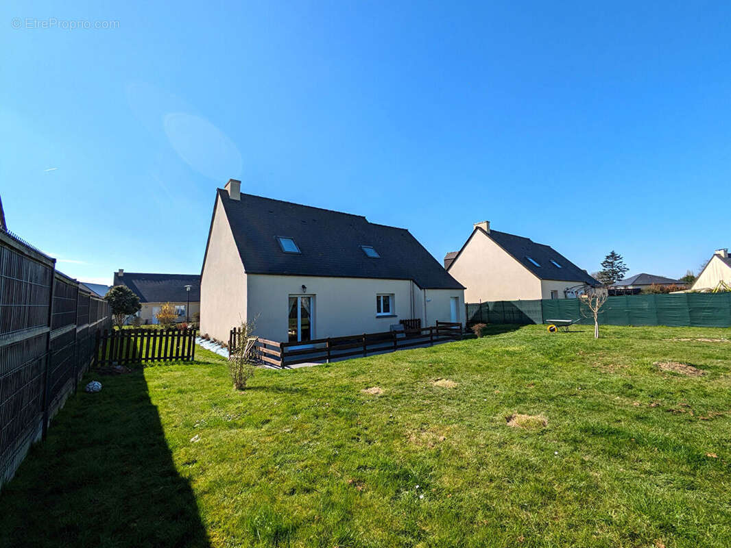 Maison à DOL-DE-BRETAGNE