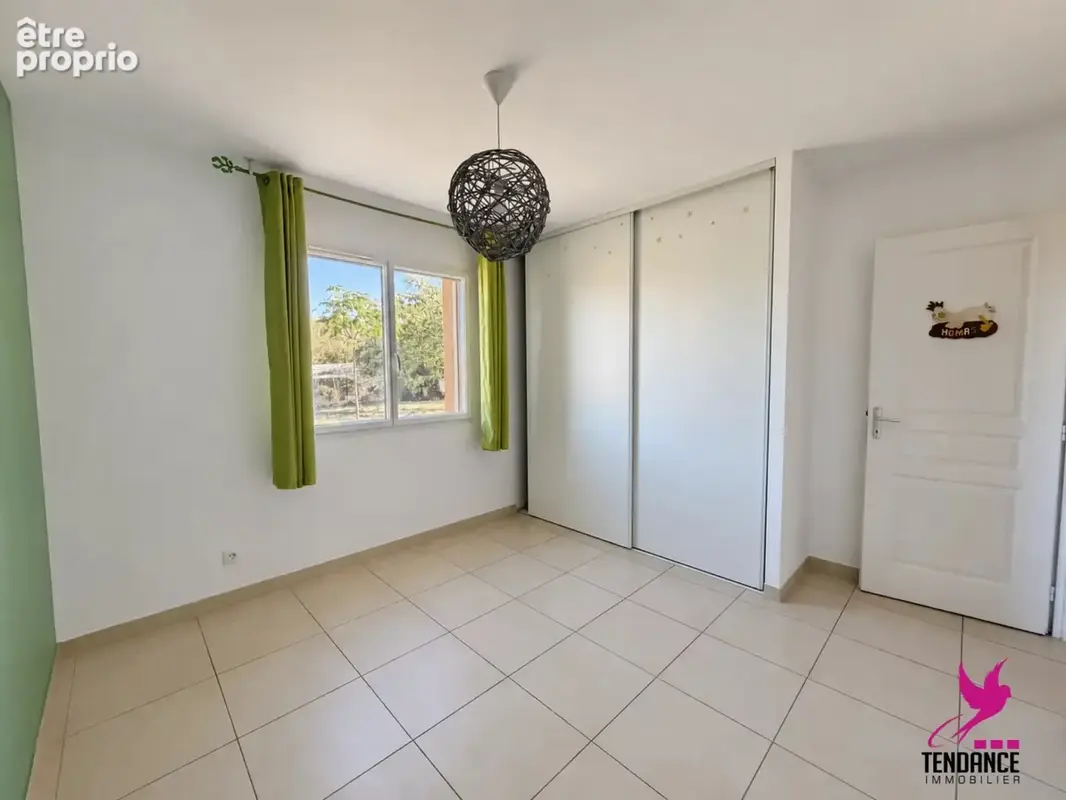 Villa 130 m² avec piscine sur 3 500 m² de Terrain. - photo 10