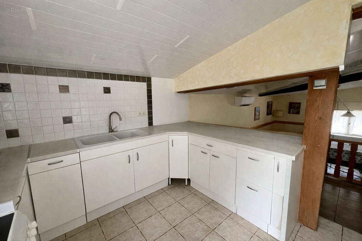 Maison à SAINT-SARDOS