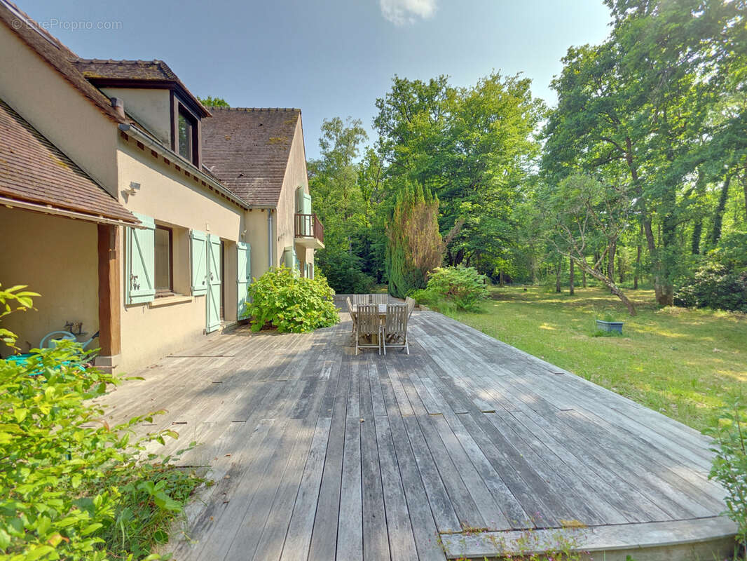 Maison à NOISY-SUR-ECOLE