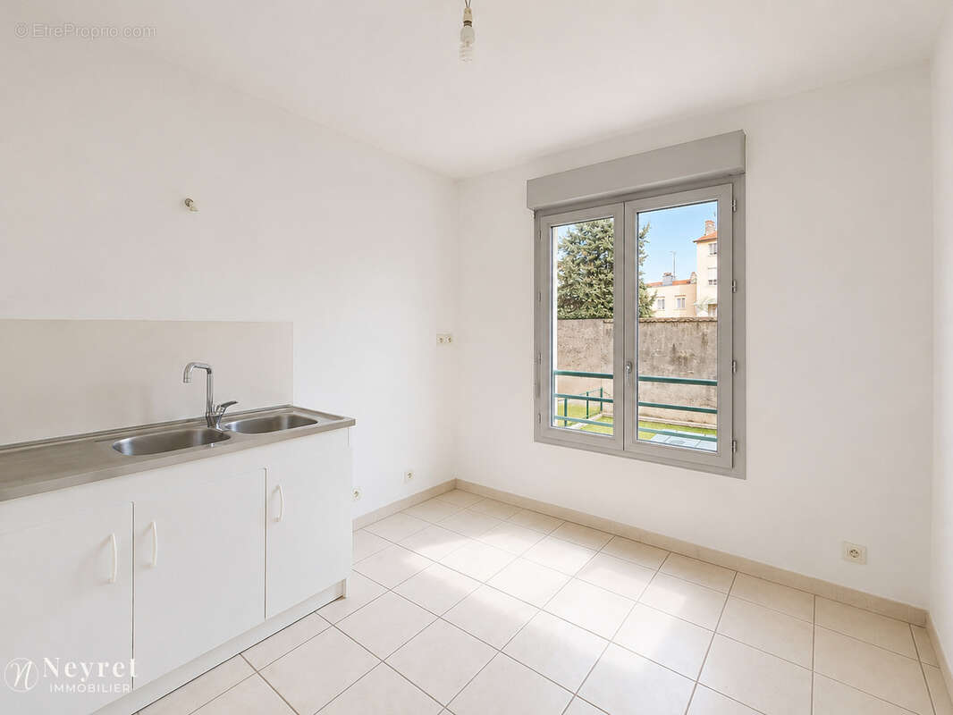 Appartement à VILLEFRANCHE-SUR-SAONE
