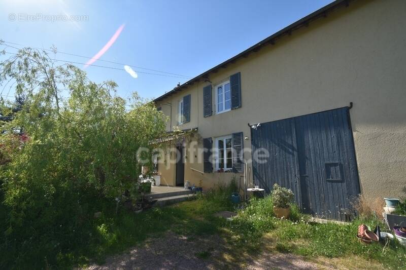 Maison à CHAUFFAILLES