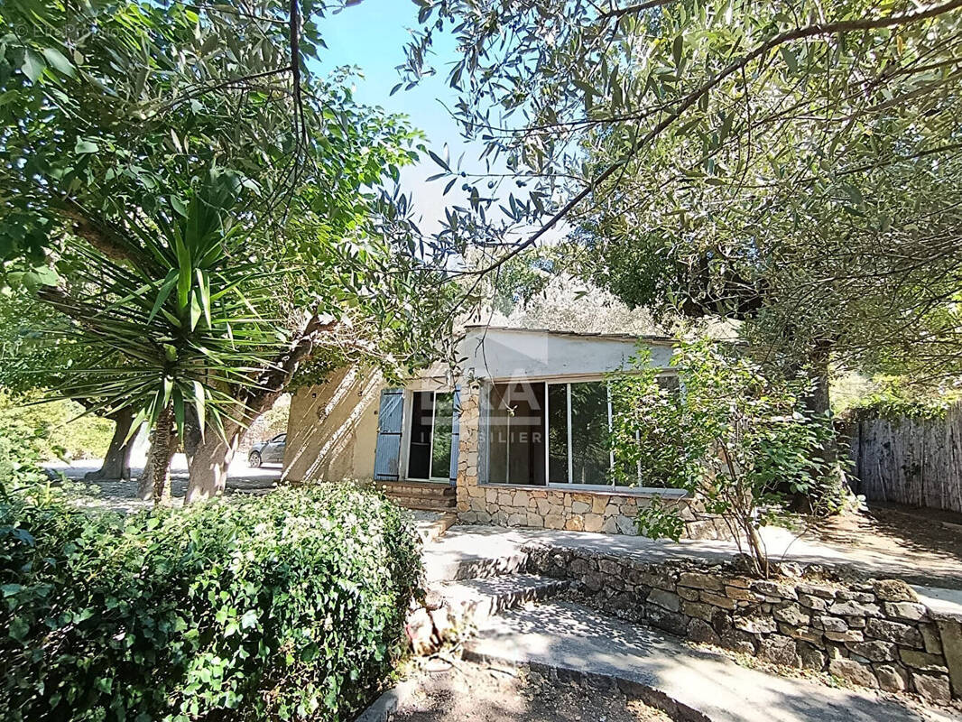 Maison à DRAGUIGNAN