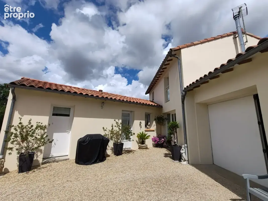 Maison à TREIZE-SEPTIERS