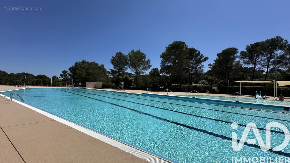 Photo 1 - Terrain à FREJUS