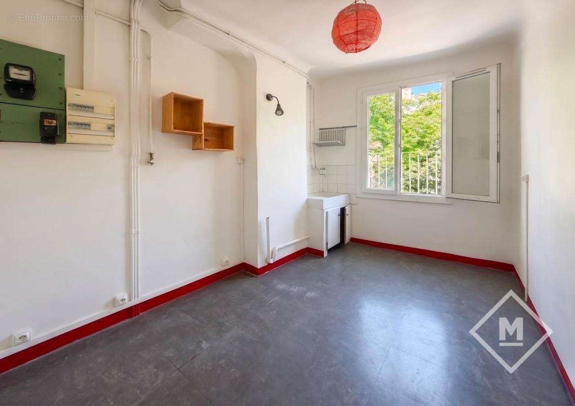 Appartement à MARSEILLE-6E