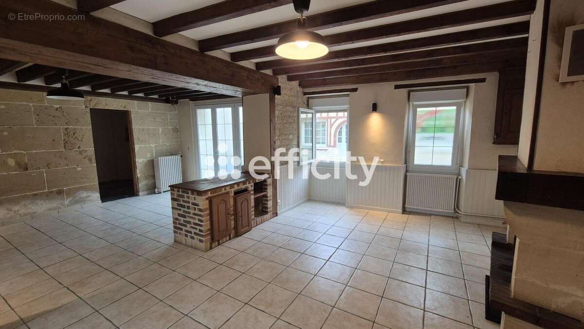 Maison à COURSEULLES-SUR-MER