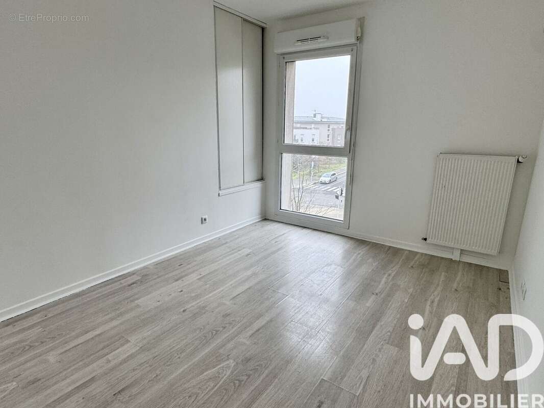 Photo 9 - Appartement à CORBEIL-ESSONNES