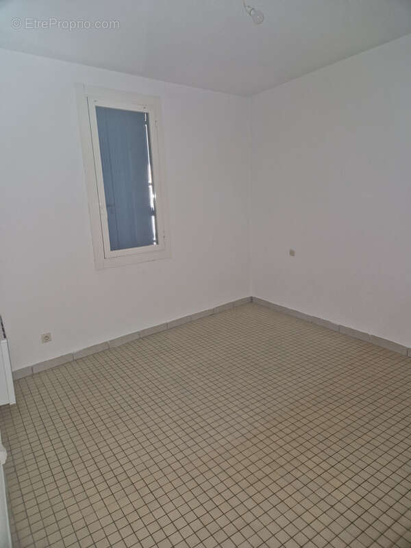 Appartement à GALLARGUES-LE-MONTUEUX