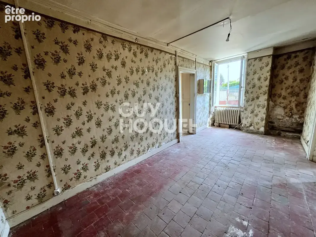 CHARBUY, Maison ancienne à rénover avec terrain d'environ 1000 m² - photo 3