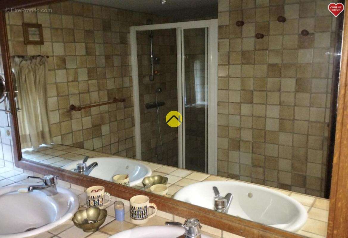 Maison à CHAMBON-SUR-VOUEIZE