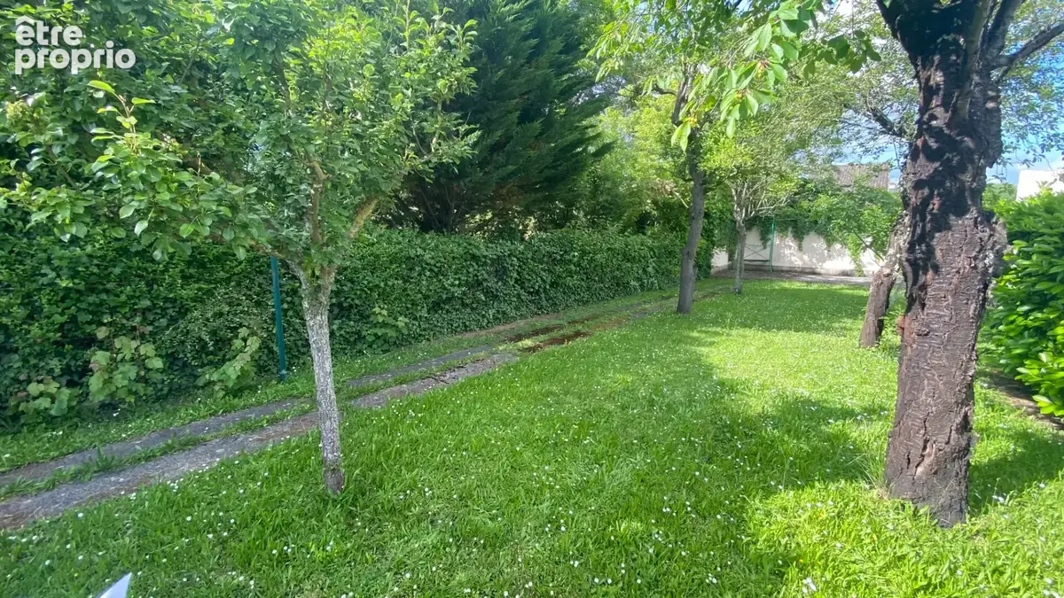 A VENDRE Maison Enghien Les Bains Maison 9 pièces - photo 5
