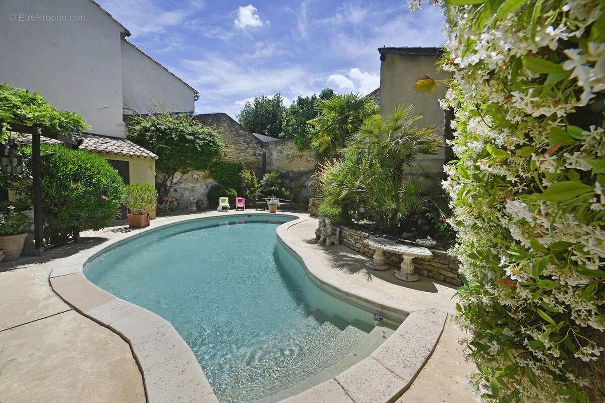 Maison à UZES