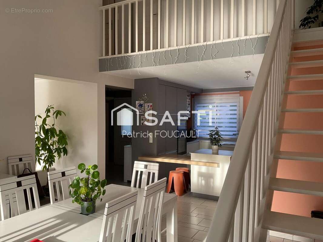 Photo 2 - Maison à MIGNE-AUXANCES