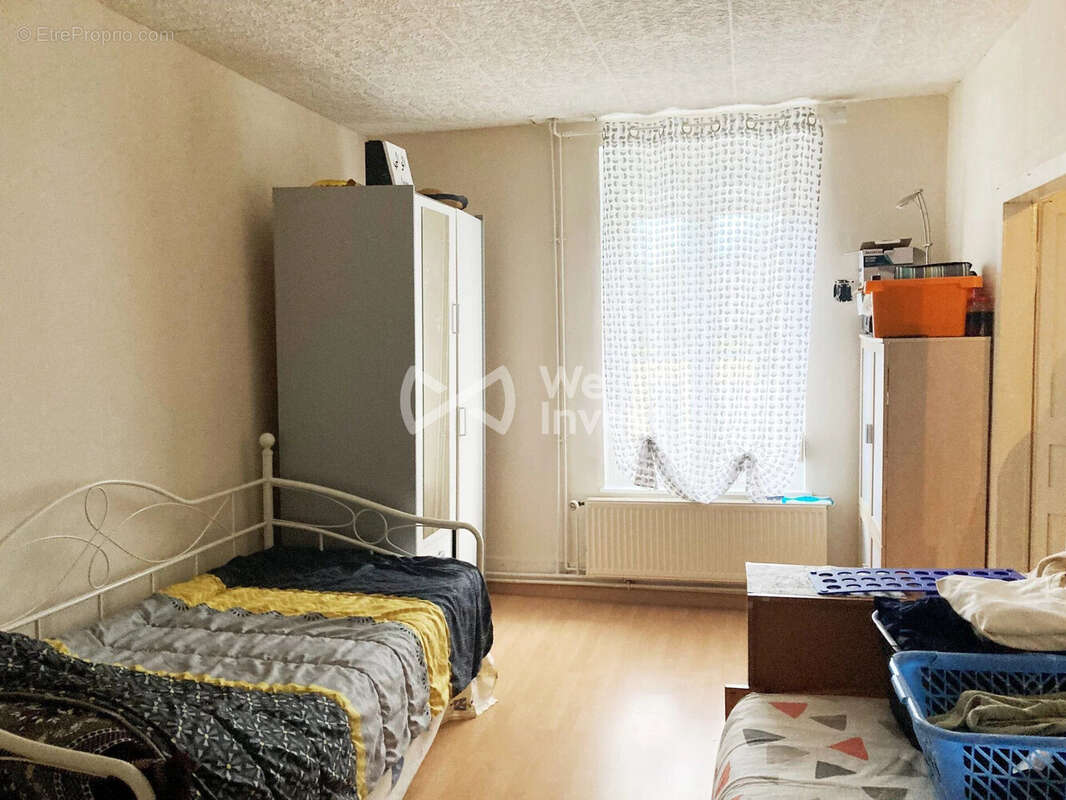 Maison à AULNOYE-AYMERIES