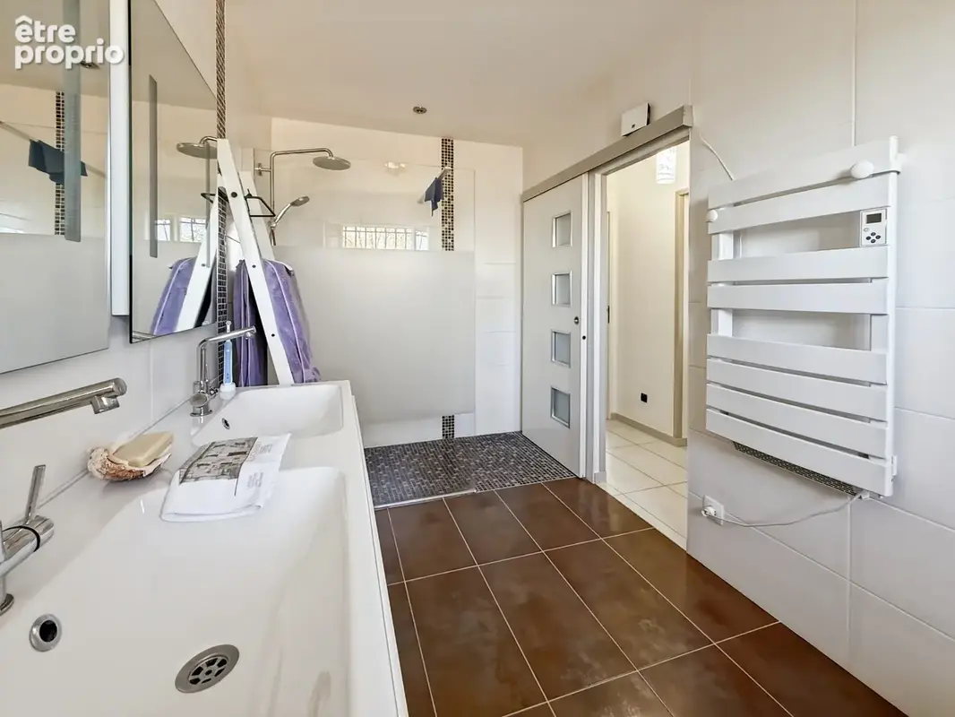 Dept de la Vienne (86) Maison de caractère type 8 à vendre - photo 13