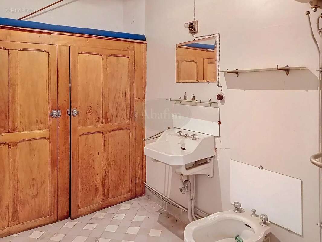 Appartement et local commercial - photo 14
