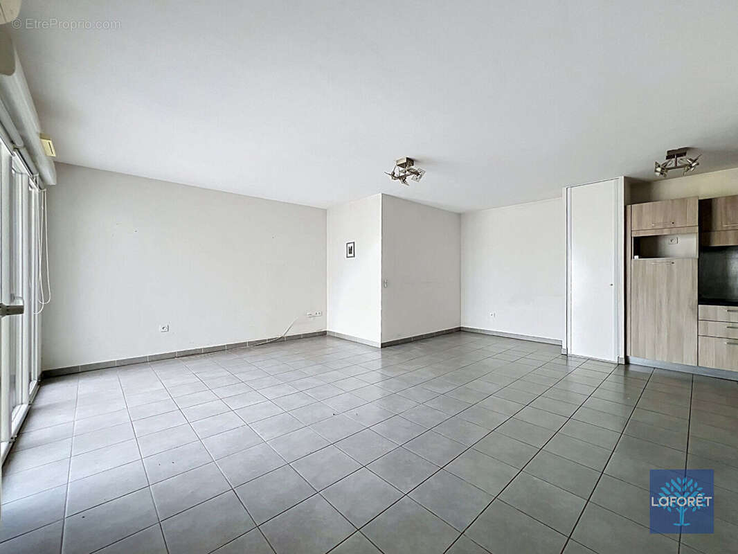 Appartement 3 pièces - Résidence Les Senioriales - photo 4