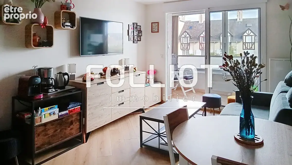 Appartement T2 à vendre à Courseulles-sur-Mer - Rez-de-chaussée avec balcon - photo 2