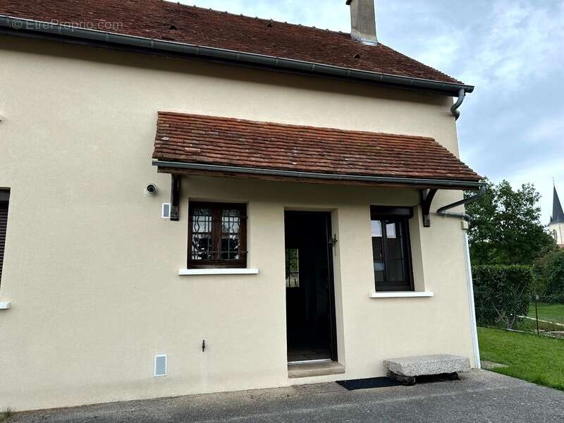 Maison à PRECY-SOUS-THIL