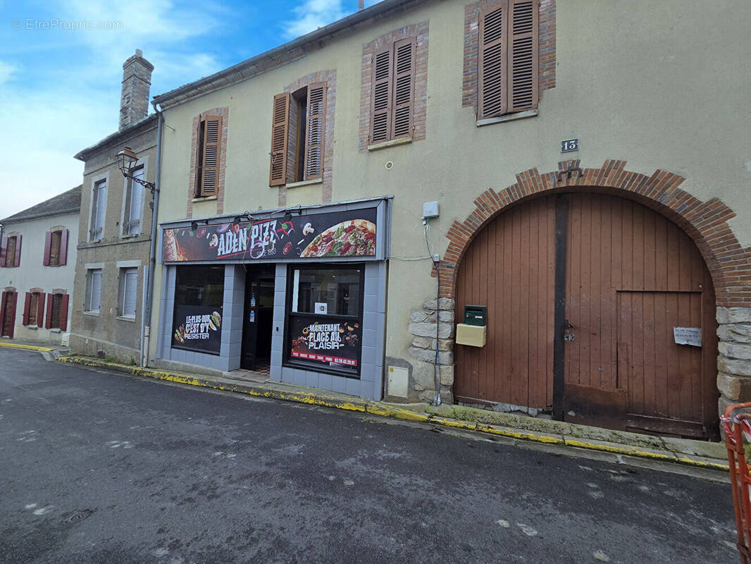 Appartement à SERGINES