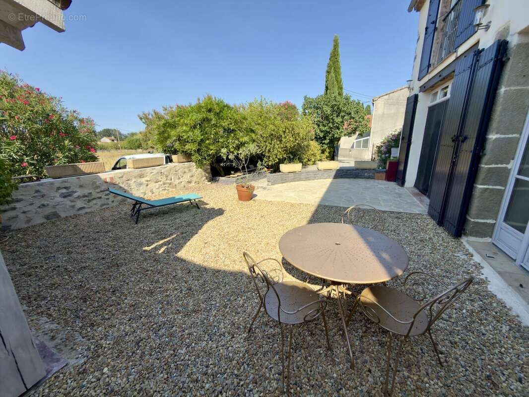 Maison 145 m² à Arzens  - photo 2