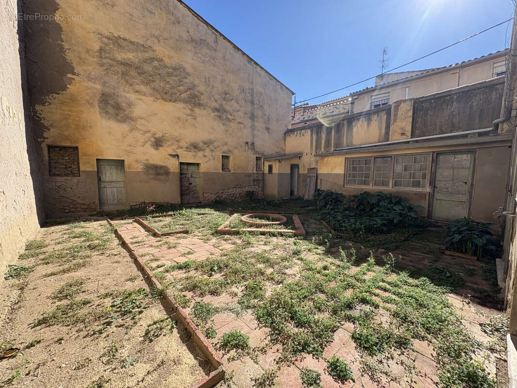 Maison à LLUPIA