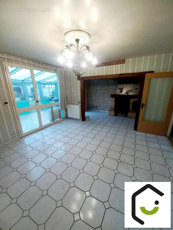 Maison 127 m² à Breteuil  - photo 2